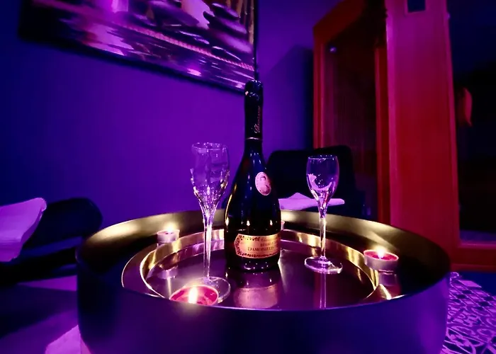 Avec Jacuzzi Et Sauna Privee * Evreux