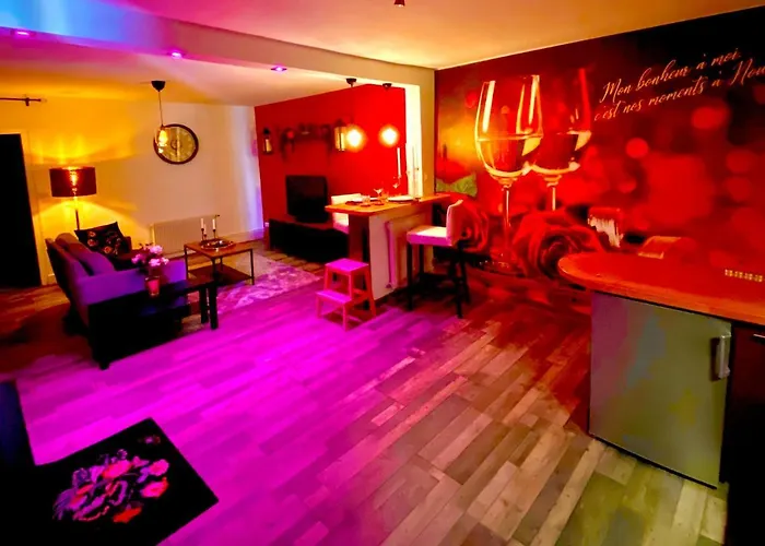 Avec Jacuzzi Et Sauna Privee Love hotel Evreux